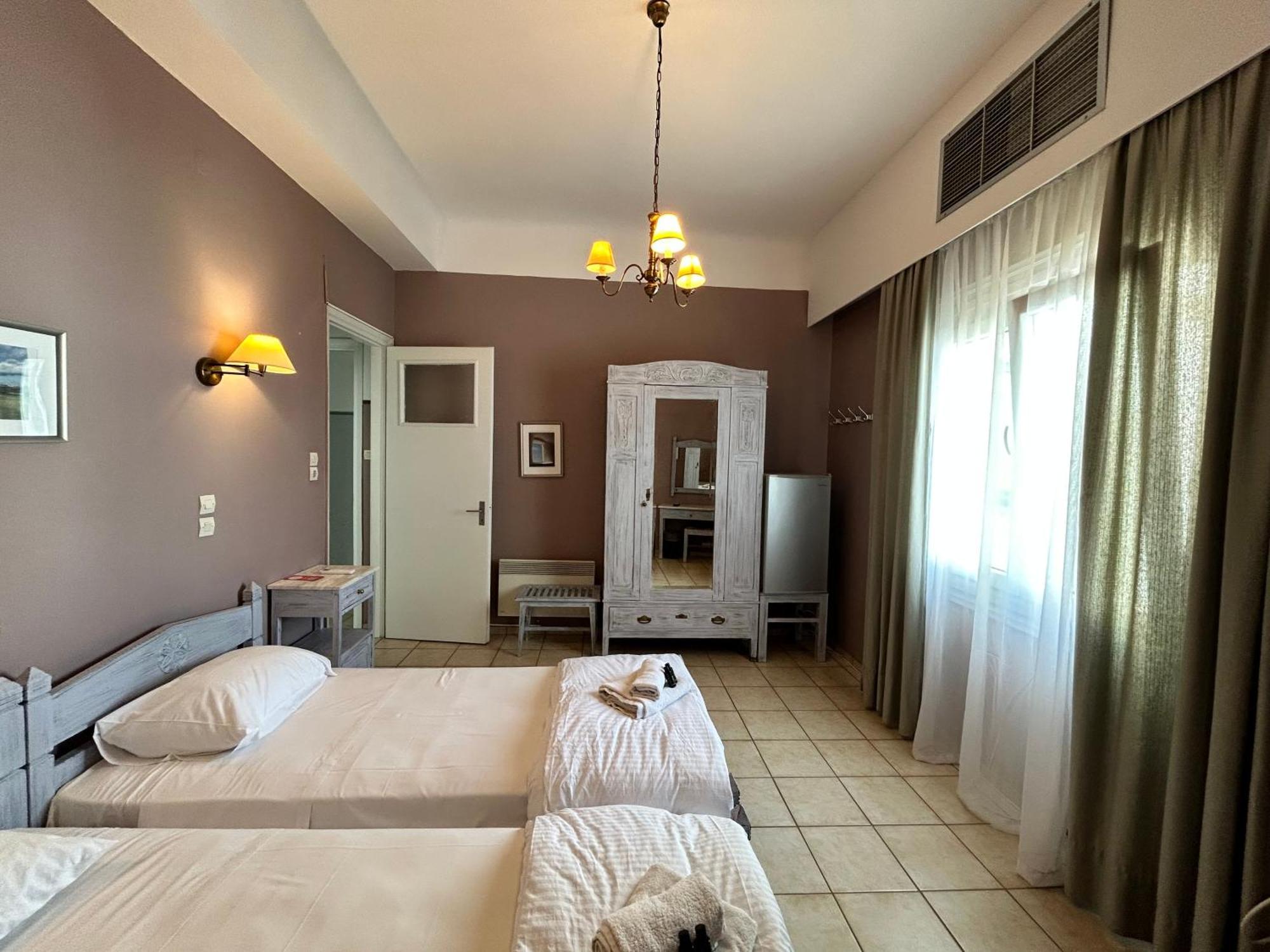 Tinion Urban Hotel Tínos Extérieur photo